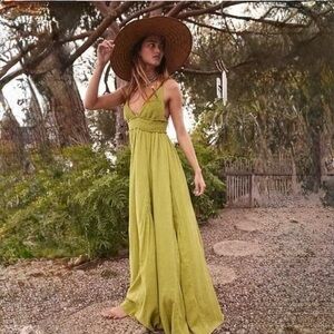 FREE PEOPLE Endless Summer Heat Haze Maxi Dress Large Pear Liqueur Green Halter